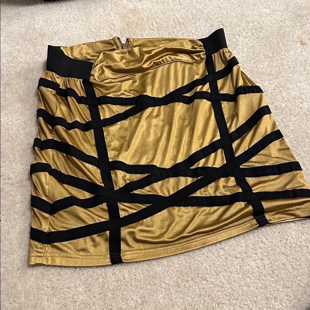 Arden B Gold and Black Mini Skirt
